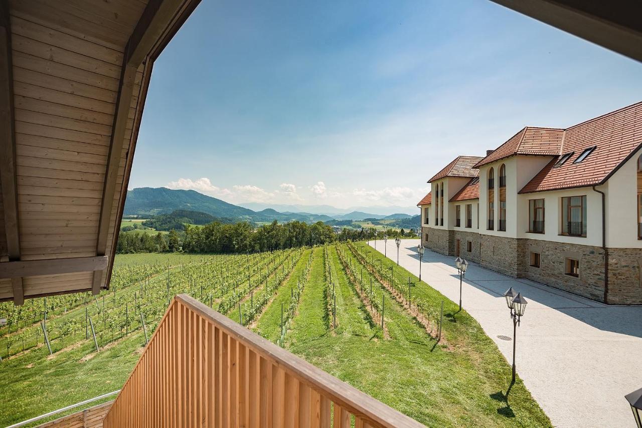 Weingut Taggenbrunn Otel Sankt Veit an der Glan Oda fotoğraf